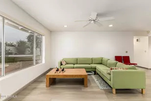 7560 E Gold Dust Ave, Scottsdale, AZ 85258 - Photo 10