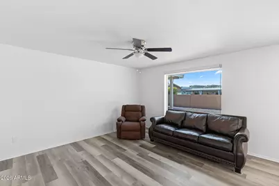 16432 N 45th Avenue, Glendale, AZ 85306 - Photo 8