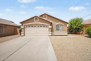 374 N Ocean Dr, Gilbert, AZ 85233 - Photo 1