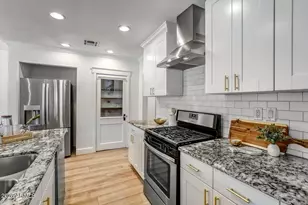 4036 N 40th Pl, Phoenix, AZ 85018 - Photo 10