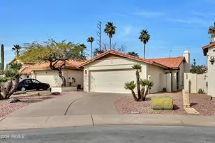 1648 E Villa Theresa Dr, Phoenix, AZ 85022 - Photo 2