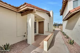 1648 E Villa Theresa Dr, Phoenix, AZ 85022 - Photo 4