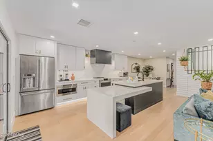 7845 E Vista Dr, Scottsdale, AZ 85250 - Photo 4