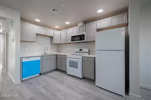 2121 W Adams St, Phoenix, AZ 85009 - Photo 8