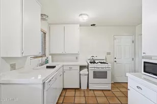 2215 W Earll Dr, Phoenix, AZ 85015 - Photo 16