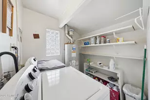 2215 W Earll Dr, Phoenix, AZ 85015 - Photo 30