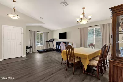 5672 W Manzanita Drive, Glendale, AZ 85302 - Photo 6