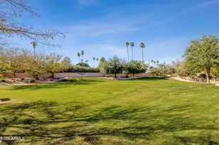 5672 W Manzanita Dr, Glendale, AZ 85302 - Photo 46