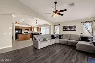 5672 W Manzanita Dr, Glendale, AZ 85302 - Photo 4