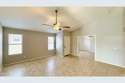 1045 E Nardini Street, San Tan Valley, AZ 85140 - Photo 2