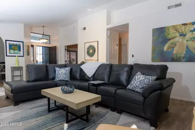 8629 W Maui Lane, Peoria, AZ 85381 - Photo 14