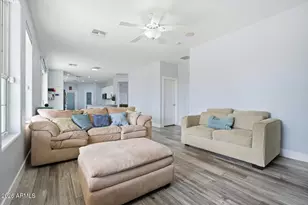 20305 W Peak View Rd, Wittmann, AZ 85361 - Photo 16