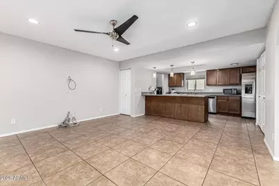 4502 W Carol Avenue, Glendale, AZ 85302 - Photo 6