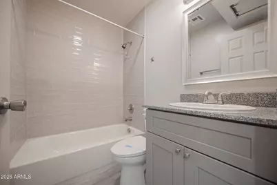 2121 W Adams Street #B202, Phoenix, AZ 85009 - Photo 16