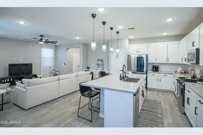 8820 W Lamar Road, Glendale, AZ 85305 - Photo 10