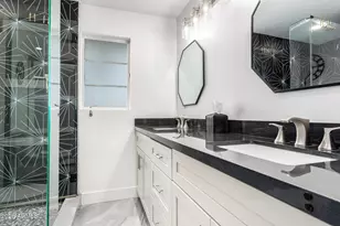 3839 E Whitton Ave, Phoenix, AZ 85018 - Photo 20