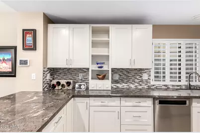 10015 E Mountain View Road #1012, Scottsdale, AZ 85258 - Photo 12