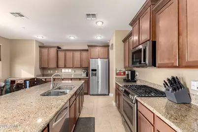 140 S 169th Drive, Goodyear, AZ 85338 - Photo 28