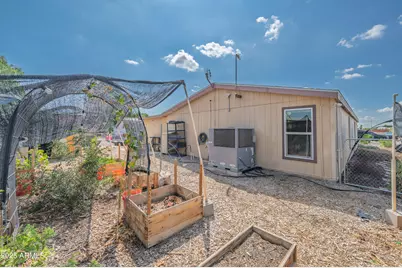 7642 E Holmes Avenue, Mesa, AZ 85209 - Photo 36