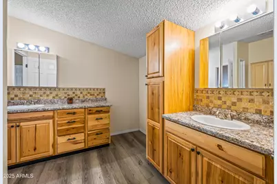 7642 E Holmes Avenue, Mesa, AZ 85209 - Photo 16