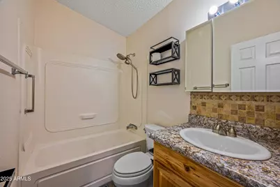 7642 E Holmes Avenue, Mesa, AZ 85209 - Photo 18