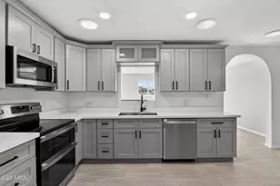 25608 S Pinewood Dr, Sun Lakes, AZ 85248 - Photo 4