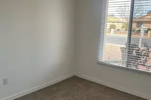 13826 N 37th Ave, Phoenix, AZ 85053 - Photo 8