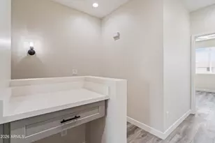 1642 E Monte Vista Rd, Phoenix, AZ 85006 - Photo 12