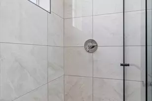 1642 E Monte Vista Rd, Phoenix, AZ 85006 - Photo 16