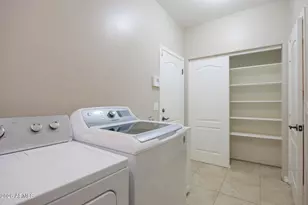 9345 W Enchantment Ln, Arizona City, AZ 85123 - Photo 18