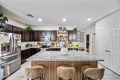 10437 W Cordes Road, Tolleson, AZ 85353 - Photo 12