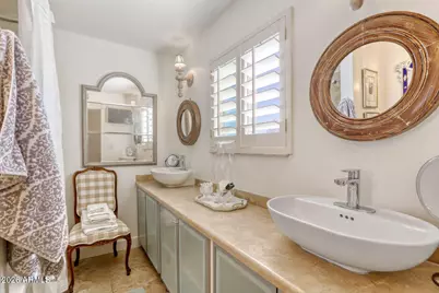 7937 E Crestwood Way, Scottsdale, AZ 85250 - Photo 10