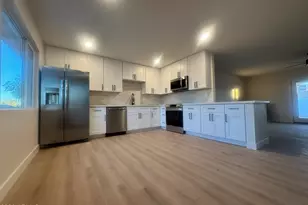 3337 W Ocotillo Rd, Phoenix, AZ 85017 - Photo 2