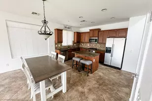 1643 W Cottonwood Ln, Phoenix, AZ 85045 - Photo 8