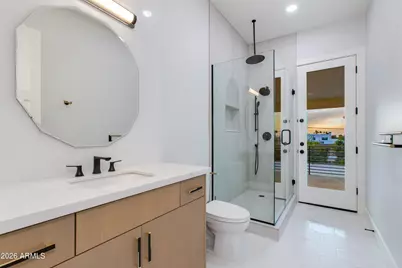 3834 N 34th Street, Phoenix, AZ 85018 - Photo 16