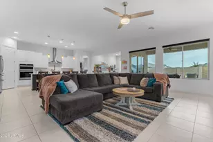 16635 W Valencia Dr, Goodyear, AZ 85338 - Photo 6