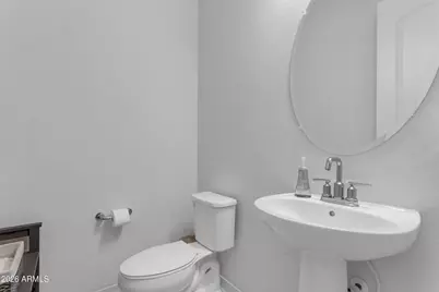 16635 W Valencia Drive, Goodyear, AZ 85338 - Photo 38