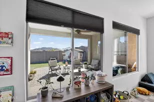 16635 W Valencia Dr, Goodyear, AZ 85338 - Photo 14