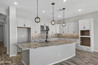 15758 W Sand Hills Road, Surprise, AZ 85387 - Photo 6
