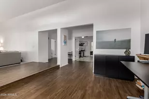 3711 E Goldfinch Gate Ln, Phoenix, AZ 85044 - Photo 8