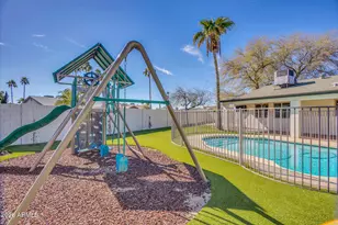 10645 E Mercer Ln, Scottsdale, AZ 85259 - Photo 30