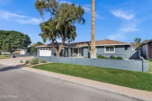 3046 E Glenrosa Ave, Phoenix, AZ 85016 - Photo 2