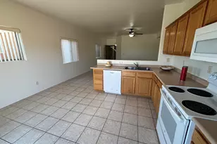 2218 Las Brisas Way, Sierra Vista, AZ 85635 - Photo 10