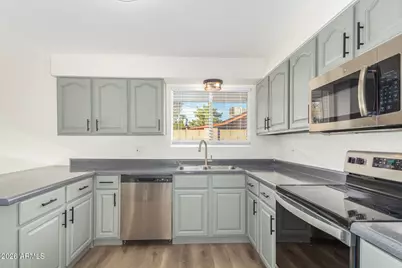 4902 W Joyce Circle, Glendale, AZ 85308 - Photo 2