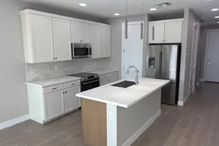 1017 E Pasadena Ave, Phoenix, AZ 85014 - Photo 2