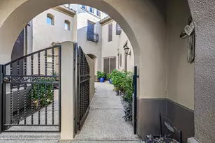 20802 N Grayhawk Dr, Scottsdale, AZ 85255 - Photo 2