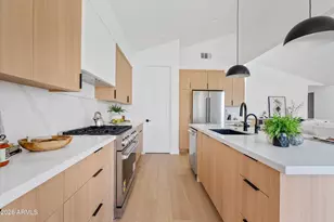 1246 E Oregon Ave, Phoenix, AZ 85014 - Photo 12