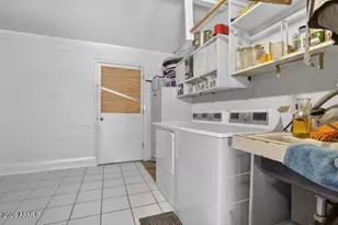 10548 W Caron Dr, Sun City, AZ 85351 - Photo 20