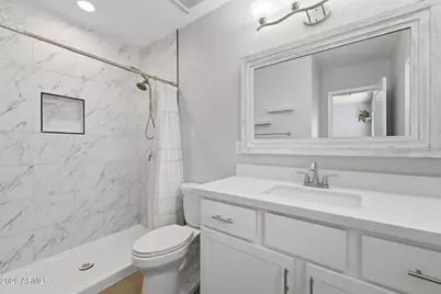 2030 E Whitton Avenue, Phoenix, AZ 85016 - Photo 4