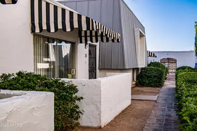 3416 N 44th Street #35, Phoenix, AZ 85018 - Photo 2